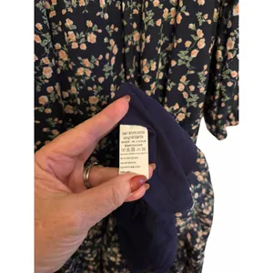 Petal + Pup Edwina Smocked Navy Tiered Smocked Floral Dress - Size S thumbnail 14