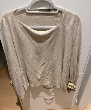 Light Beige Boatneck Women's Sweater Size XS thumbnail 1