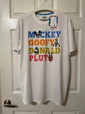 NWT! Disney Mickey & Friends Adult Disney Family T-shirt Embroidered Size XL thumbnail 2