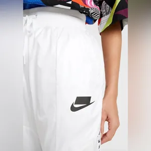 Nike Women's Woven Track Trousers Sweats Pants Joggers White/Black Size XS New thumbnail 3