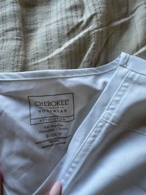 Cherokee Scrub Top thumbnail 2