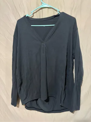Lululemon long sleeve thumbnail 1