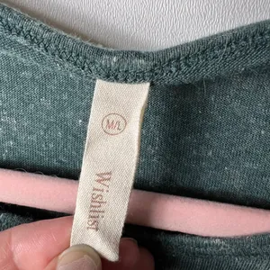 Wishlist green linen t-shirt women’s size‎ m/l thumbnail 5