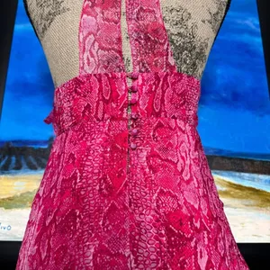 BCBGMaxAzria Ruffled Pink Snake Print Silk Halter Blouse Top Azaelea SMALL thumbnail 7
