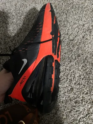 Nike Air Max 270 thumbnail 1