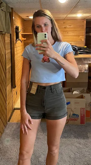 Madewell NWT  Jean Shorts thumbnail 1