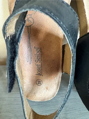 Josef Seibel Womens Black Leather Tonga Sandals EU 39 US 8.5 thumbnail 6