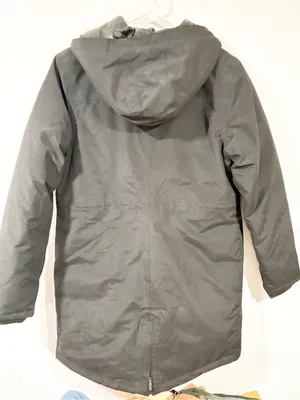 The North Face Women's Snow Down Parka. Black Size Medium thumbnail 7