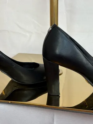 Lauren Ralph Lauren Black Leather Pump Heels thumbnail 6