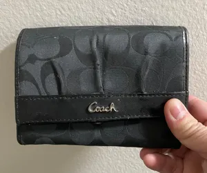 Coach Wallet thumbnail 1