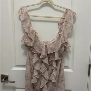 NWT Storia ruffle maxi dress featuring a floral print. Floral Ruffle Dress thumbnail 2