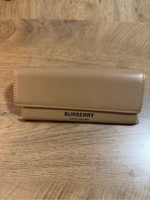 Burberry Green Round Frame Sunglasses with Tan Case thumbnail 3