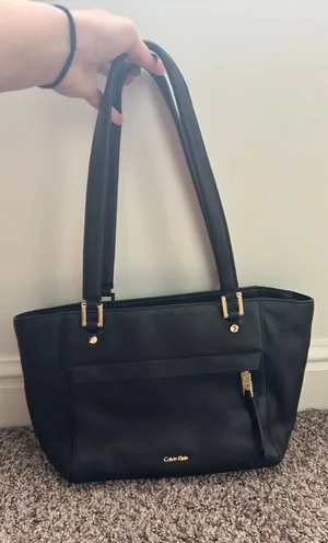 Calvin Klein Leather Shoulder Bag thumbnail 1