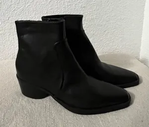 Dolce Vita Fahari H2O Boots thumbnail 1