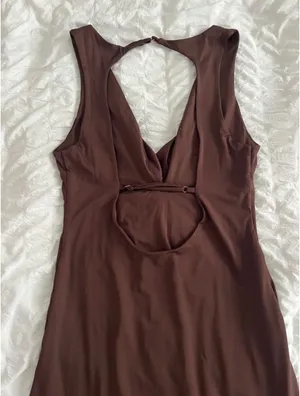 Princess Polly Plunge V Neck Dress thumbnail 4