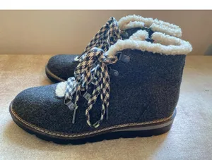 Madden NYC Wool Boots Sherpa Lined Laces Hiker Rugged Grip Cozy Granola Mountain thumbnail 3