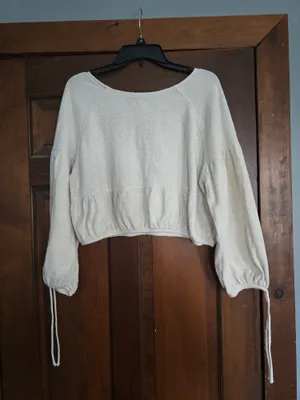 O aerie Cream Pullover Sweatshirt Medium thumbnail 3