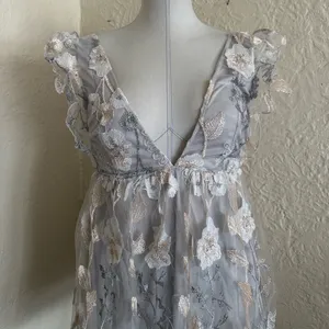 Lucy in the Sky Sheer Embroidered Floral Deep V Babydoll Dress XS thumbnail 2