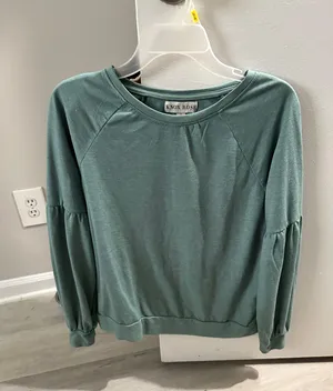 Knox Rose Boutique Long Sleeve Top thumbnail 1