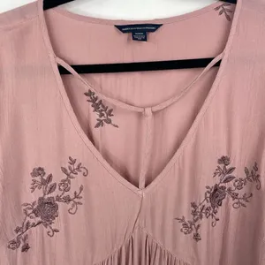 American Eagle Pullover Embroidered Mauve Boho Dress size Medium thumbnail 3
