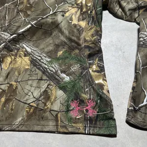 Under Armour Women's SZ Small Realtree Xtra Camo 1/4 Zip Hunting Pullover thumbnail 8