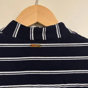 Calvin Klein Navy and White Striped Knit Blazer Size 4 thumbnail 9