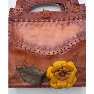 1970s Brown Tooled Leather Sculpted 3D Flower Boho Artisan Shoulder Bag thumbnail 7
