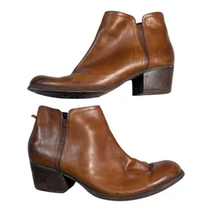 Clarks Maypearl Ramie Cognac Brown Leather Block Heel Zip Up Ankle Boots Sz 11 thumbnail 2