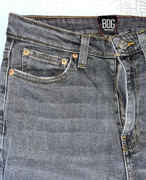 BDG Girlfriend Jeans thumbnail 2