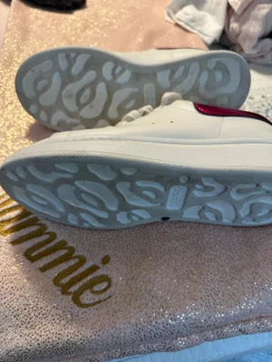 Alexander McQueen Oversized Sneakers thumbnail 5
