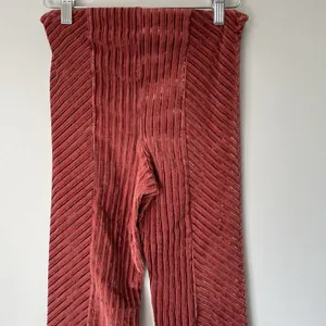 Free People Velvet Boho Ribbed High Rise Flare Pants Burgundy Red Size XS thumbnail 4