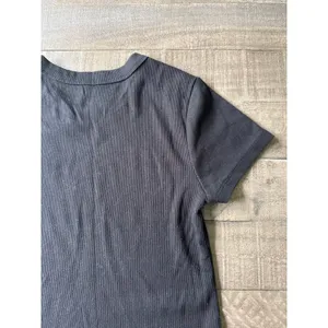 Old Navy‎ Women's Black Ribbed Short Sleeve Tee Size Medium thumbnail 8
