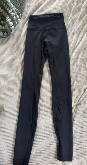 Lululemon Train Wunder Leggings thumbnail 1
