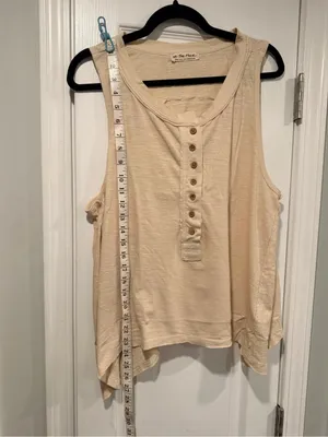 NWT Free People We The Free Size S Sleeveless Henley Tank Top Cream Raw Hem Boho thumbnail 7