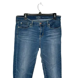 Levis Strauss Women's‎ Jeans Mid-Rise Stretch Modern Straight Leg Denim Blue 33 thumbnail 4