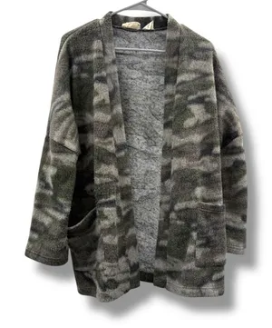 Nanavatee Green‎ Camo Long Sleeve Open Knit Fuzzy Soft Cardigan Sz S/M thumbnail 1