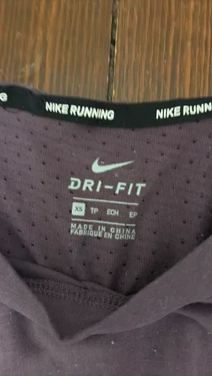 Nike Dri Fit Long Sleeve Running Shirt thumbnail 4