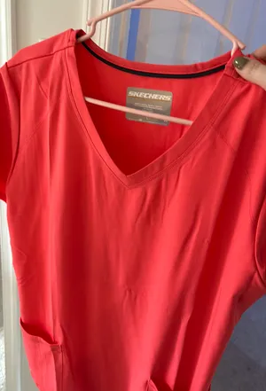 Skechers Scrub Top thumbnail 2