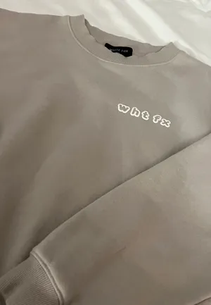 White Fox Sweatshirt thumbnail 3