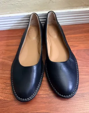 Crown Vintage Black Leather Ballet Flats with Tan Insole thumbnail 1