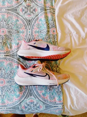 Nike Shoes thumbnail 3