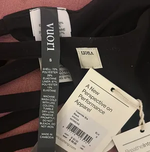 Vuori Black Sports Bra thumbnail 3