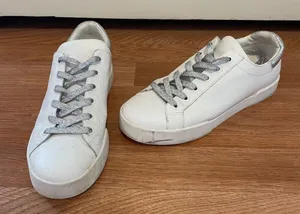 Kenneth Cole Size 8 Sneakers thumbnail 1