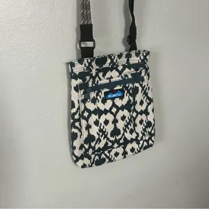 KAVU Small Crossbody Bag Black Blue White Geometric Print Adjustable Strap thumbnail 2