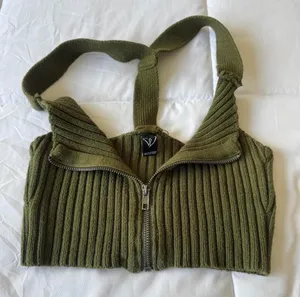 Olive Ribbed Knit Zip-Front Halter Crop Top – Windsor - Size Small thumbnail 5