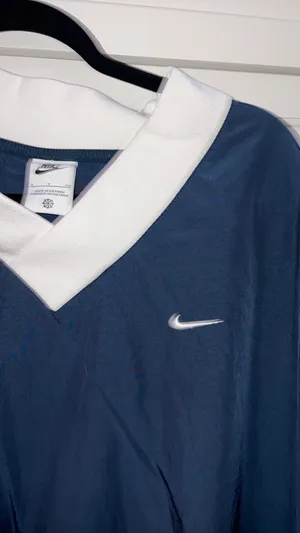 Nike Windbreaker thumbnail 3