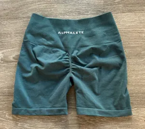 Alphalete Amplify Shorts 4.5” thumbnail 1