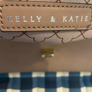 Kelly & Katie Handbag. NWOT thumbnail 4