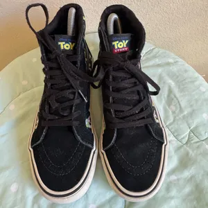 Vans x Disney Pixar Toy Story Sk8-Hi Reissue "Buzz Lightyear" Women’s size 7 thumbnail 7