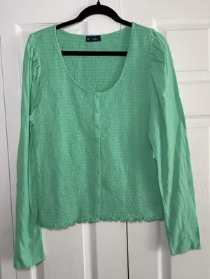 Gap Smocked Button Front Top Womens Size L Tall Green Puff Sleeve Cotton Modal thumbnail 1